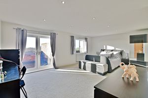 Photo 25- click for photo gallery